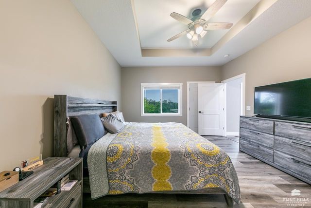 312 Snyder Drive, St. George, KS 66535