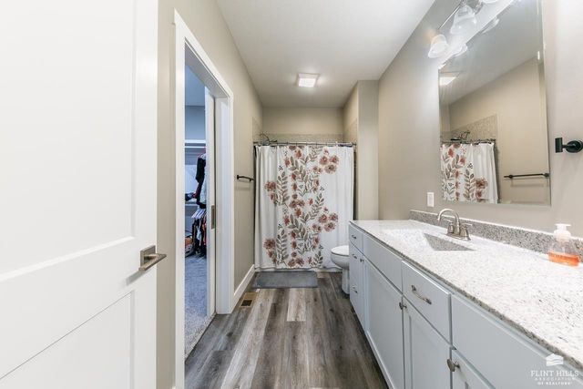 312 Snyder Drive, St. George, KS 66535