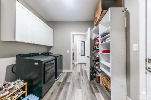 312 Snyder Drive, St. George, KS 66535