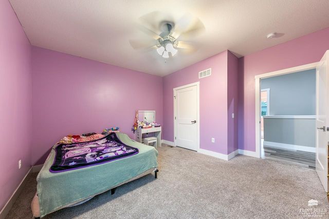312 Snyder Drive, St. George, KS 66535