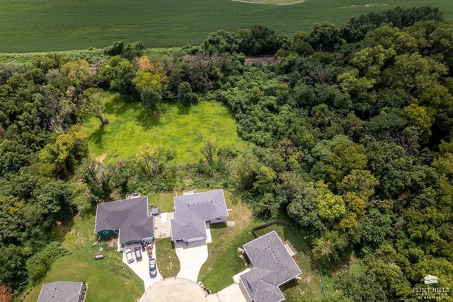 312 Snyder Drive, St. George, KS 66535