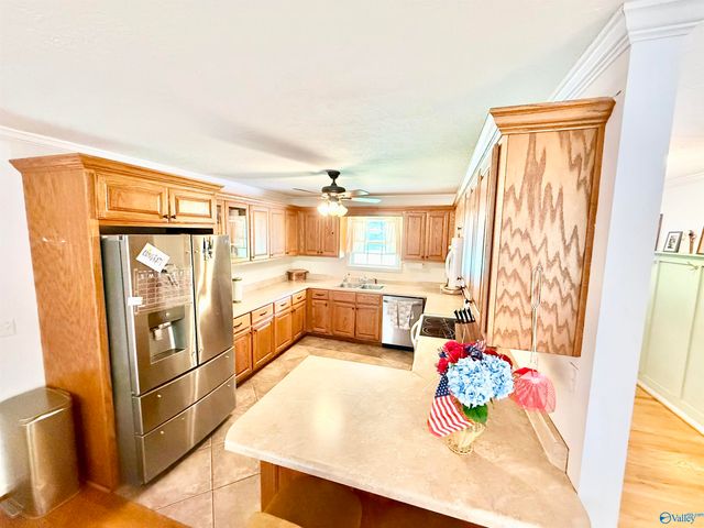 5261 Gilmer Lane, Rainbow City, AL 35906