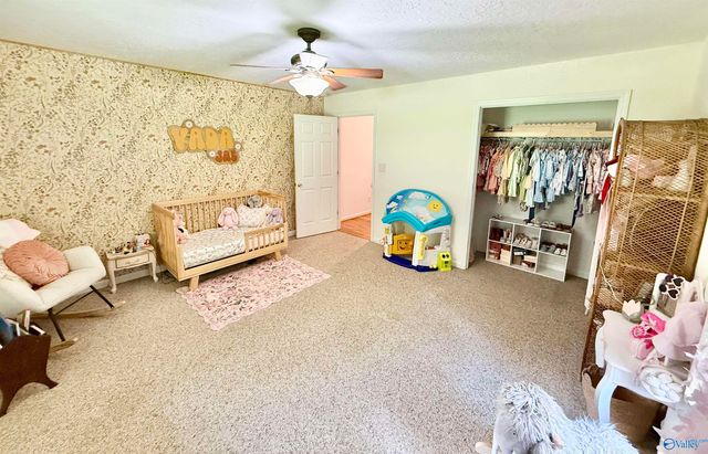 5261 Gilmer Lane, Rainbow City, AL 35906