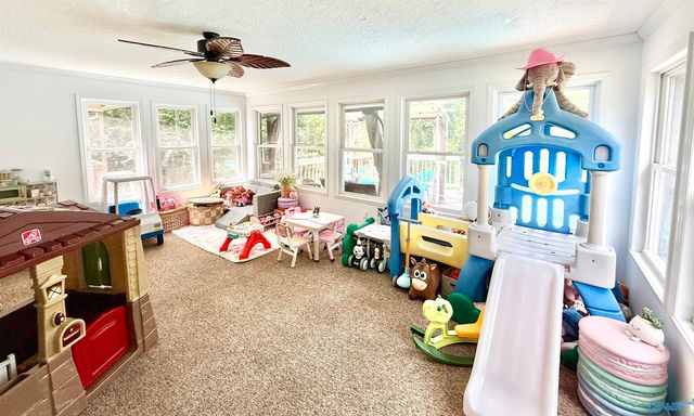 5261 Gilmer Lane, Rainbow City, AL 35906
