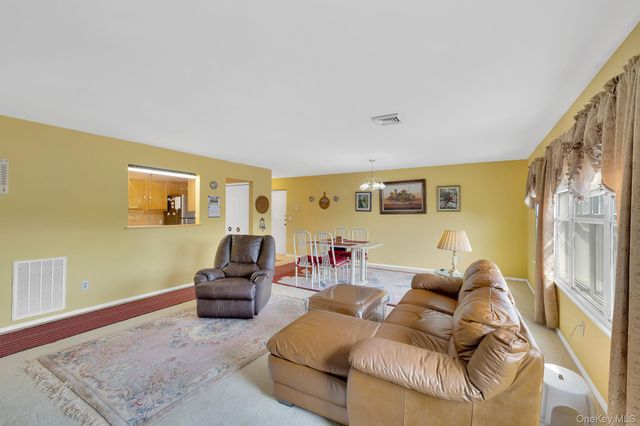 78 Deer Ct Drive 78, Middletown, NY 10940