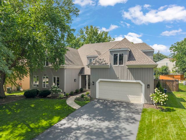 1173 Johnson Drive, Naperville, IL 60540
