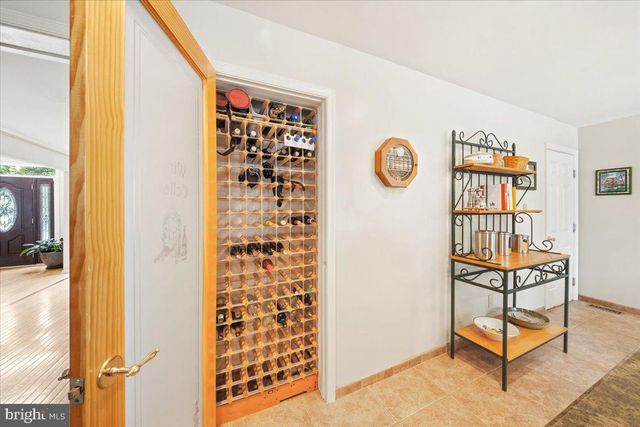5 AUSTEN CT, Medford, NJ 08055