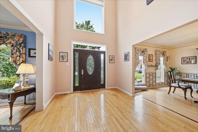 5 AUSTEN CT, Medford, NJ 08055