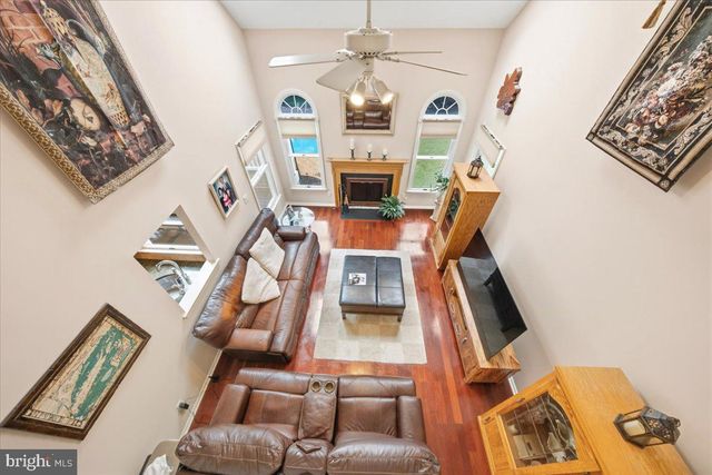 5 AUSTEN CT, Medford, NJ 08055