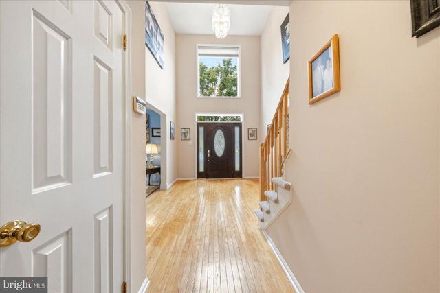 5 AUSTEN CT, Medford, NJ 08055