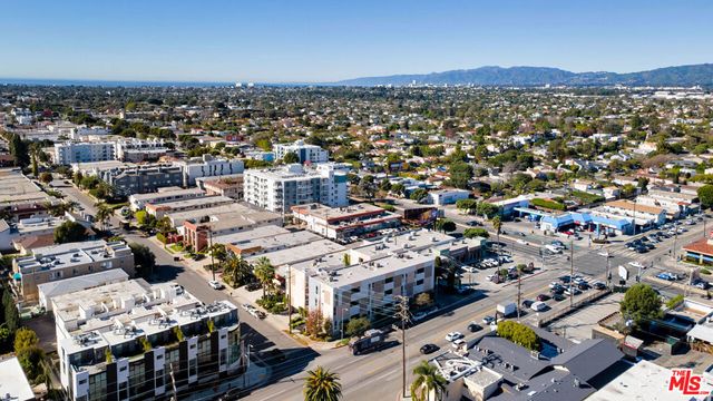 12411 Pacific Avenue 101, Los Angeles, CA 90066