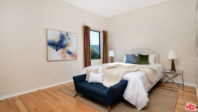 12411 Pacific Avenue 101, Los Angeles, CA 90066