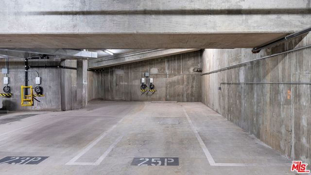 12411 Pacific Avenue 101, Los Angeles, CA 90066