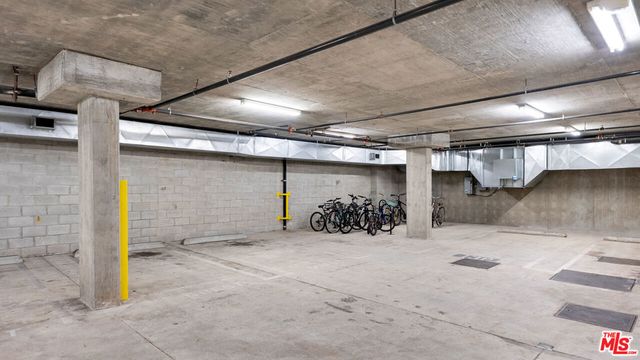 12411 Pacific Avenue 101, Los Angeles, CA 90066