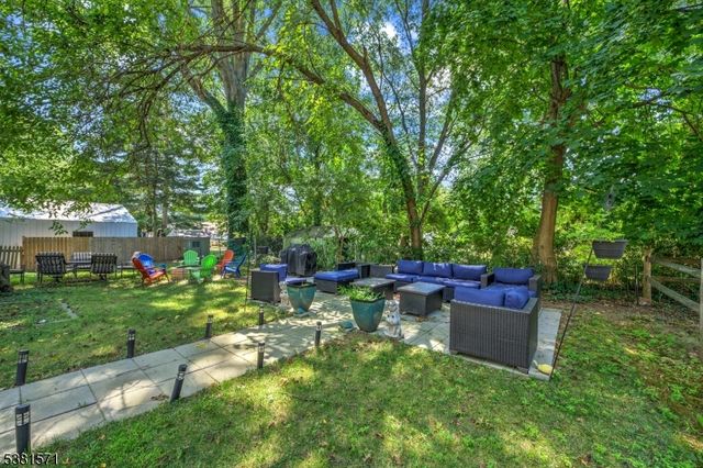 341 W End Ave, North Plainfield Boro, NJ 07063