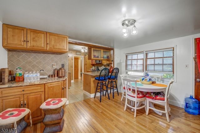 341 W End Ave, North Plainfield Boro, NJ 07063