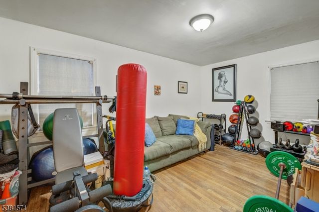 341 W End Ave, North Plainfield Boro, NJ 07063