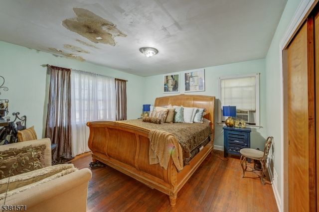 341 W End Ave, North Plainfield Boro, NJ 07063