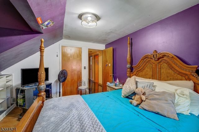 341 W End Ave, North Plainfield Boro, NJ 07063