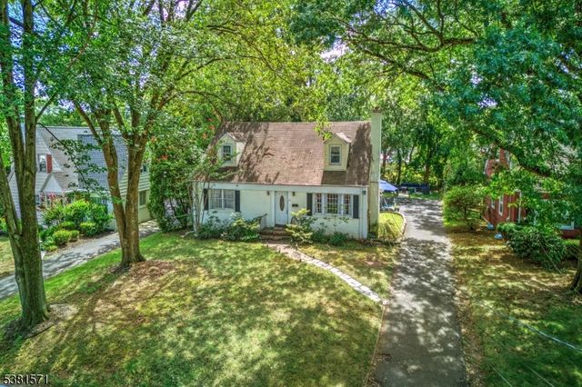 341 W End Ave, North Plainfield Boro, NJ 07063