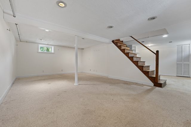463 Lincoln St, Waltham, MA 02451