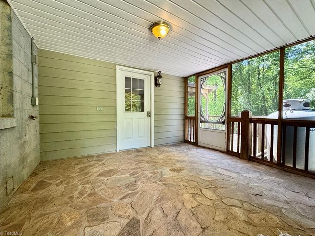 417 White Pines Country Club Road, Mount Airy, NC 27030