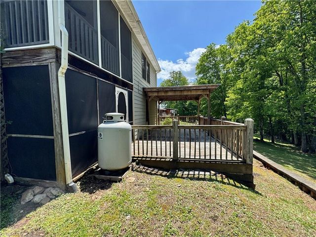 417 White Pines Country Club Road, Mount Airy, NC 27030