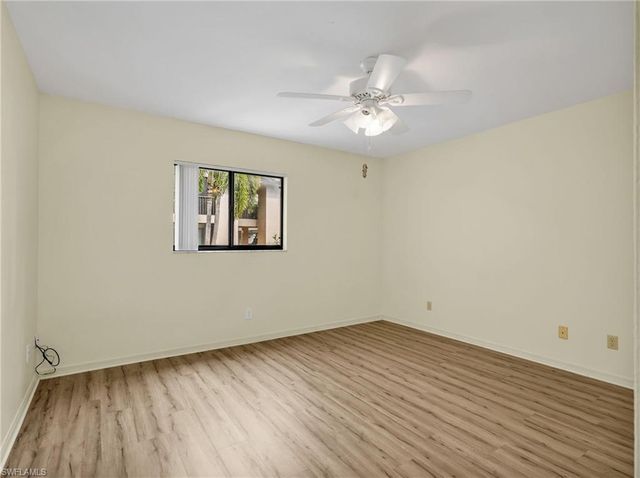 10041 Maddox LN 102, Bonita Springs, FL 34135