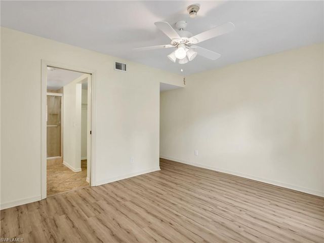 10041 Maddox LN 102, Bonita Springs, FL 34135