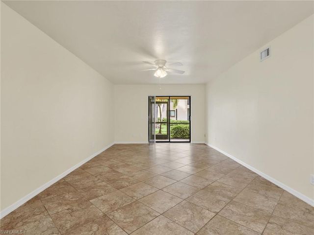 10041 Maddox LN 102, Bonita Springs, FL 34135