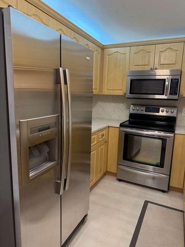 4040 N Hills Drive 26, Hollywood, FL 33021