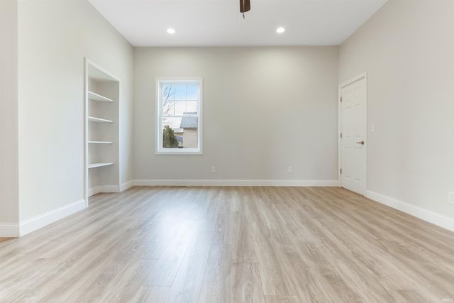 407 W Fourth Street, Mount Vernon, IN 47620