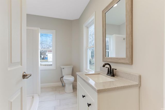 407 W Fourth Street, Mount Vernon, IN 47620