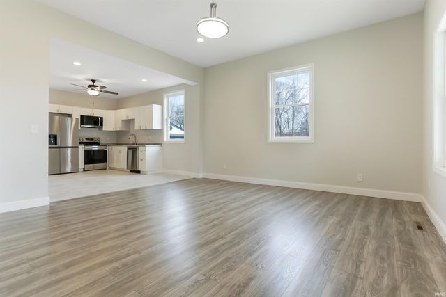 407 W Fourth Street, Mount Vernon, IN 47620