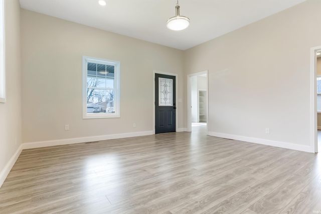 407 W Fourth Street, Mount Vernon, IN 47620