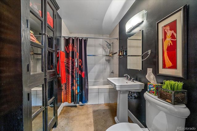 2500 Walnut Street 202, Denver, CO 80205