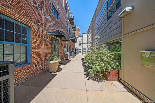 2500 Walnut Street 202, Denver, CO 80205