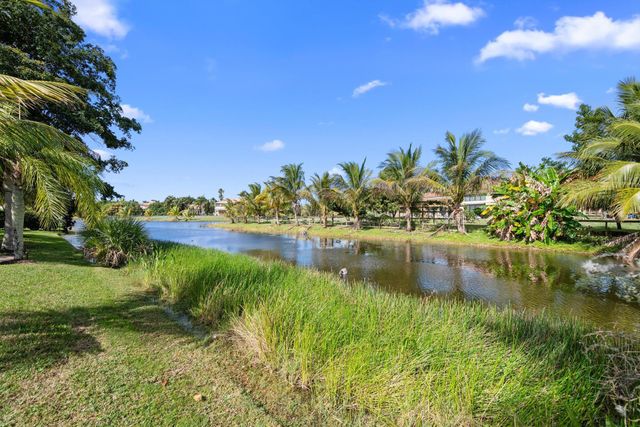 10655 Rio Hermoso, Delray Beach, FL 33446