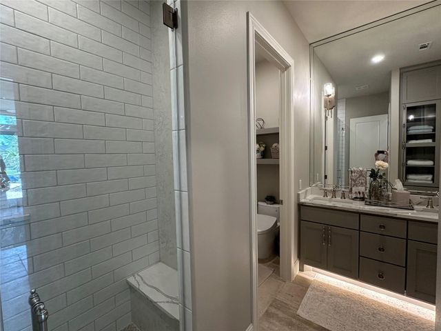 11369 Grand Pine Drive, Montgomery, TX 77356