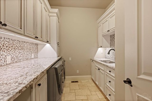 5532 Winding Cape Way, Deerfield Twp., OH 45040