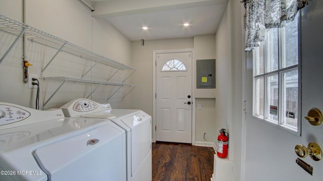 43 Kingsley Way, Freehold, NJ 07728