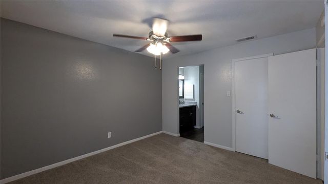 5711 Sugar Hill Drive 98, Houston, TX 77057