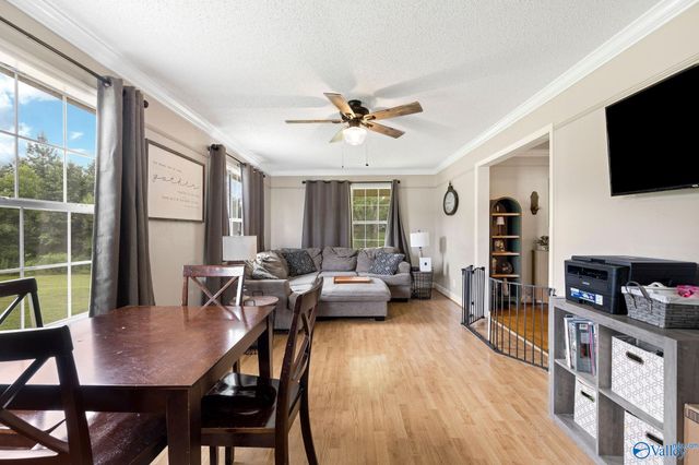565 Buchanan Road, Albertville, AL 35950