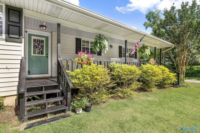 565 Buchanan Road, Albertville, AL 35950