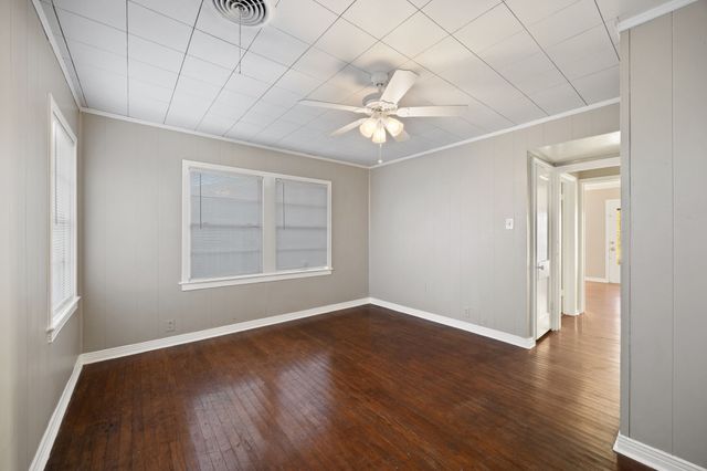 806 Buckalew Street, Dallas, TX 75208