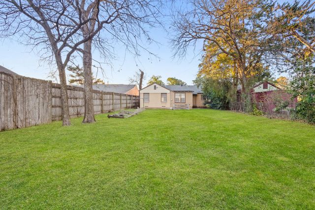 806 Buckalew Street, Dallas, TX 75208