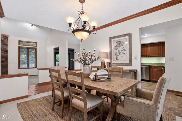 7990 Springwater Circle, Indianapolis, IN 46256