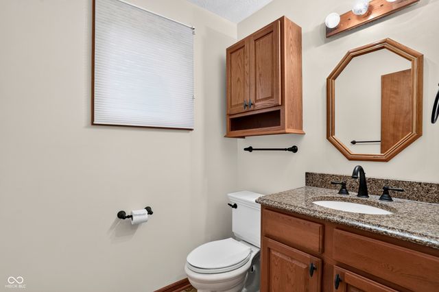 7990 Springwater Circle, Indianapolis, IN 46256