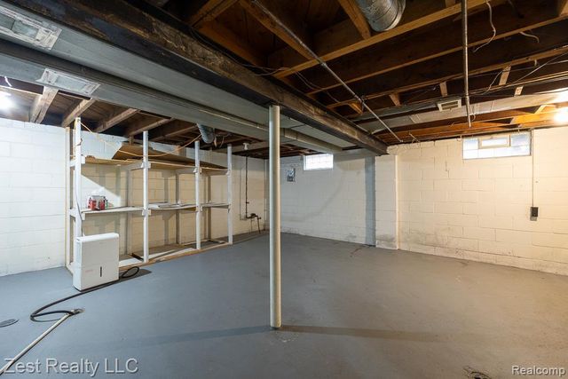 1012 Cloverlawn Boulevard, Lincoln Park, MI 48146