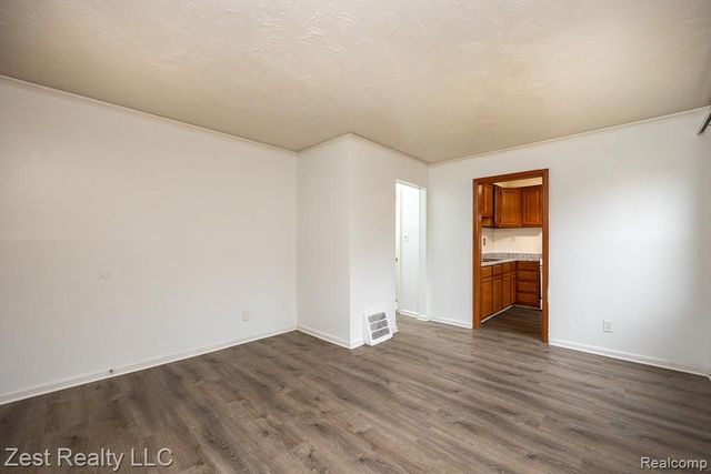 1012 Cloverlawn Boulevard, Lincoln Park, MI 48146